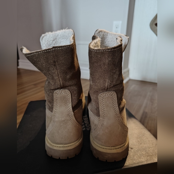 Womens Timberland Teddy Fleece Authentics Waterproof Roll-Top Boot - Light Brown - Picture 3 of 7